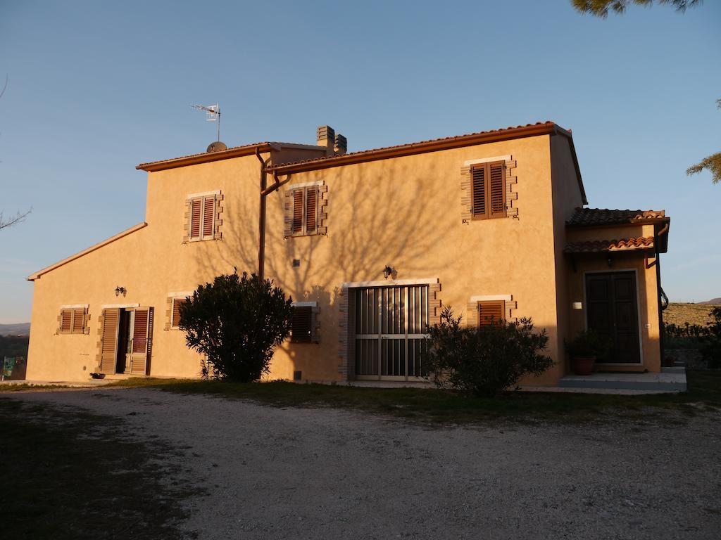 סטורניה Agriturismo Le Stiacce מראה חיצוני תמונה