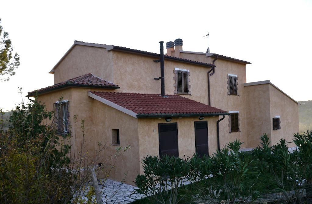 סטורניה Agriturismo Le Stiacce מראה חיצוני תמונה